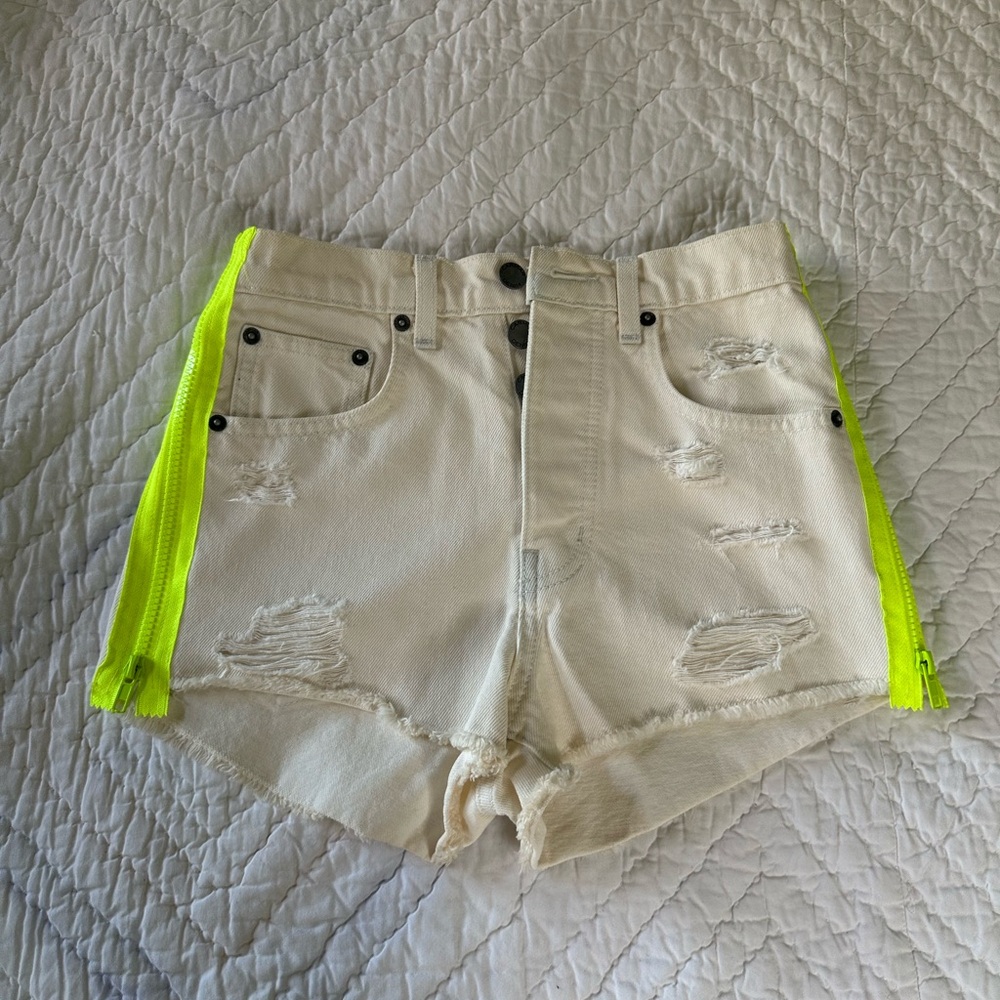 CARMAR Jean Shorts - White - 23